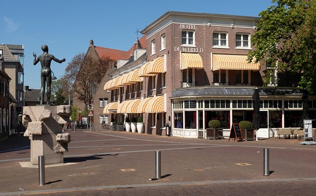 Hotel De Wereld in Wageningen, startpunt van het Pad van de Vrijheid