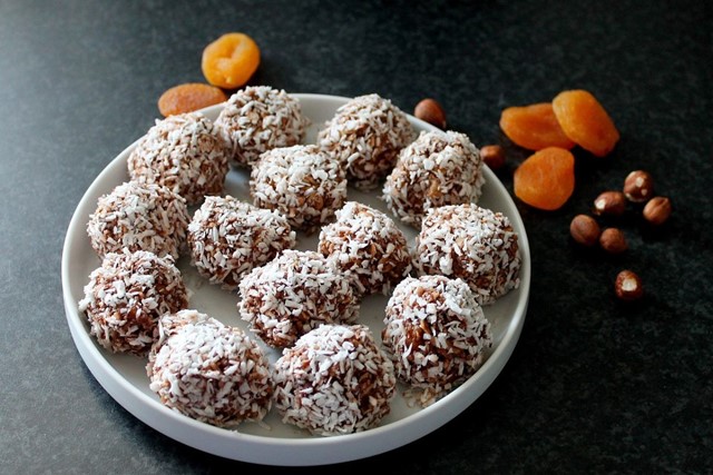 Perfecte energyboost voor tijdens je wandeling: 5 recepten voor bliss balls